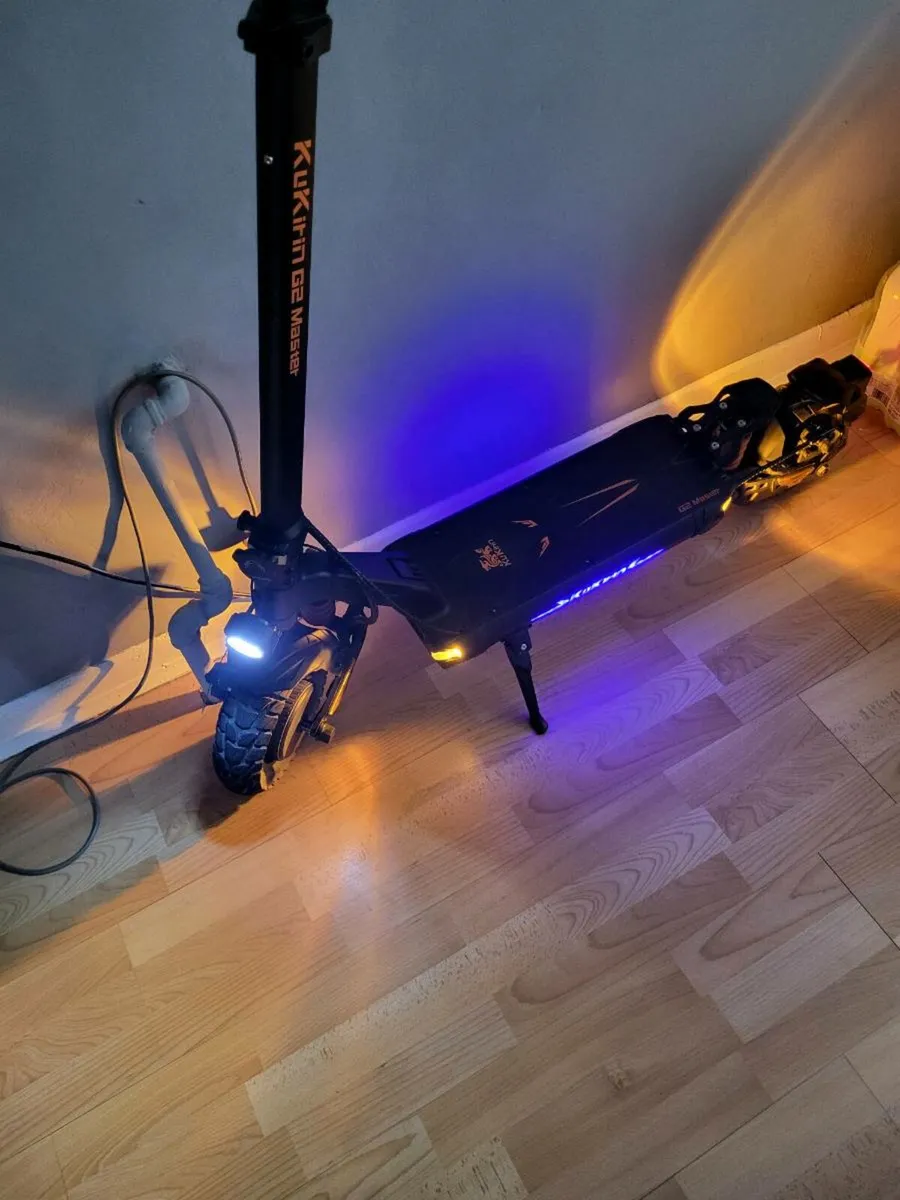 Scooter - Image 4