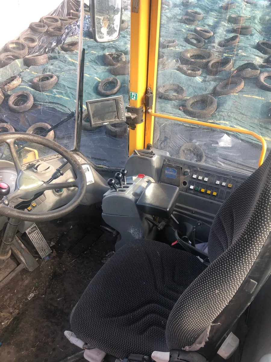 Volvo l90e - Image 4