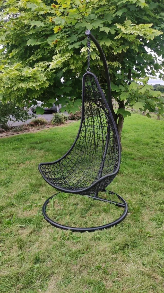 Hanging Swings Eggs – Metal Frame – Free Delivery - Image 4