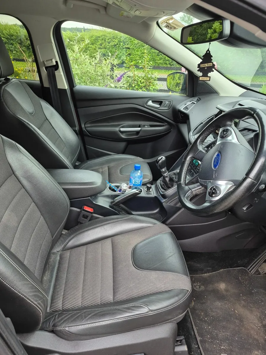 Ford Kuga 2016 - Image 4