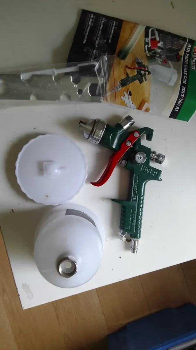 paint spray gun - Image 1