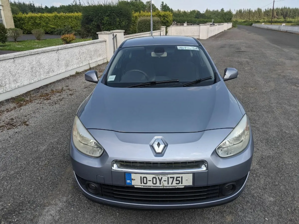 Renault Fluence 2010 - Image 2