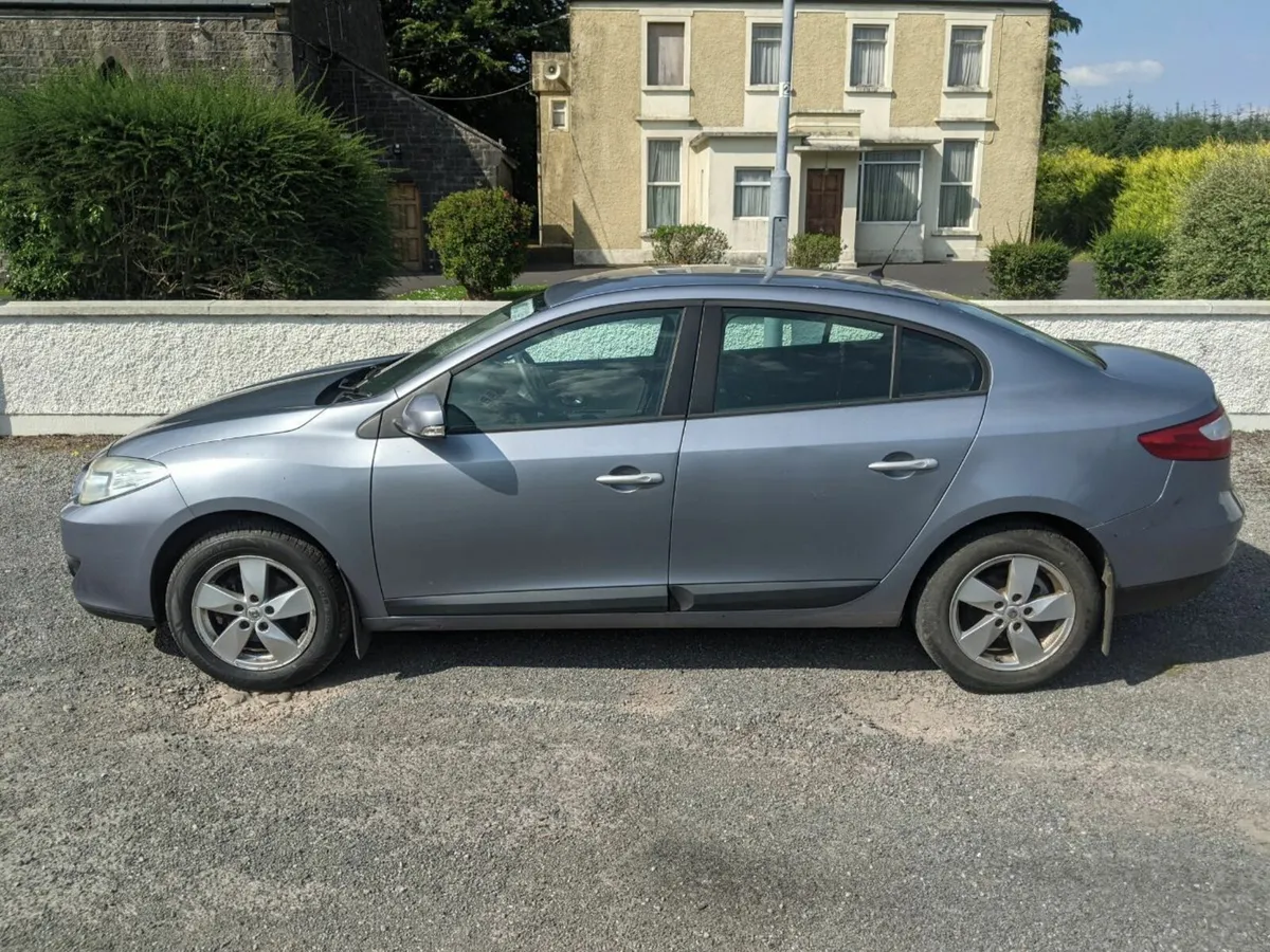 Renault Fluence 2010 - Image 3