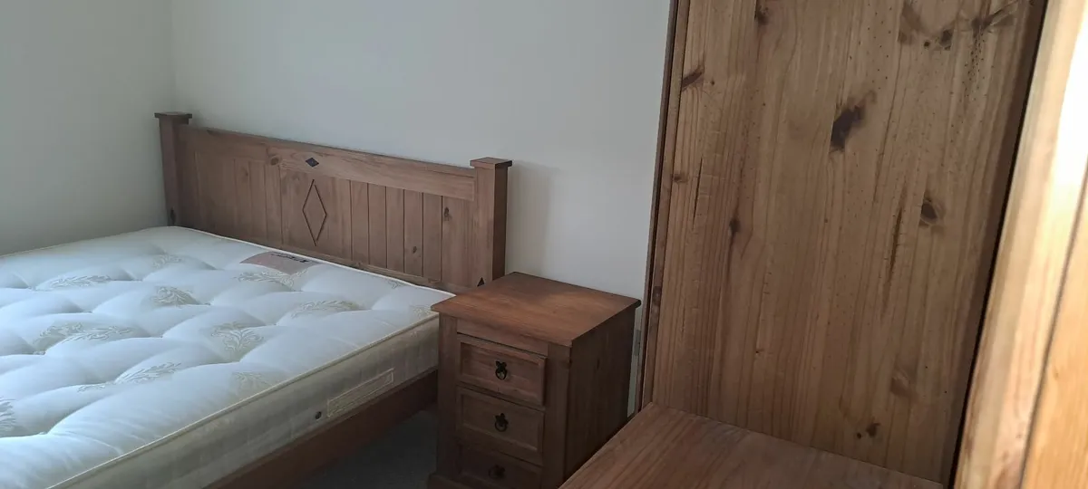 King Size Bedroom Furniture Set - Image 1