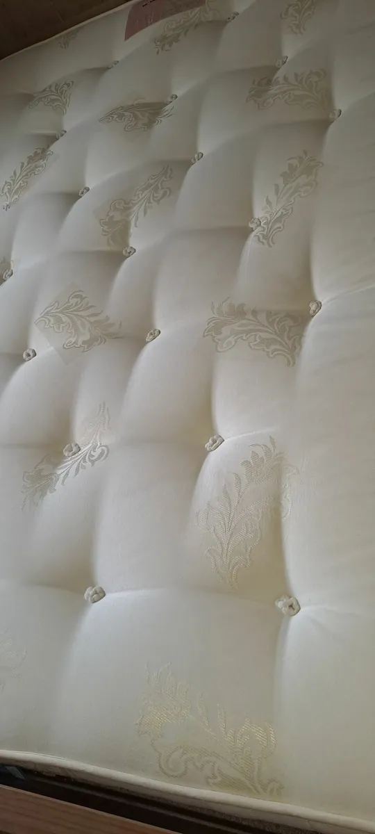King Size Bedroom Furniture Set - Image 3