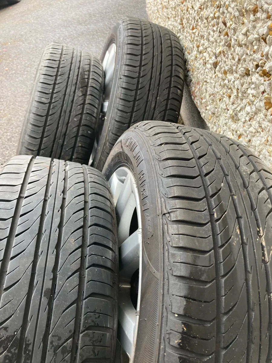 VW 16” alloy wheels & new tyres - Image 2