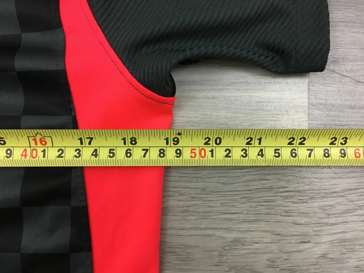 Nike Liverpool 2021 Third Jersey Shirt Mens Small - Image 4