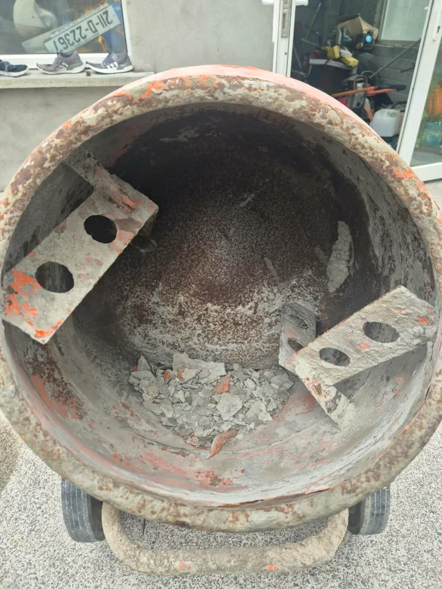 Belle minimix 150 cement mixer - Image 4