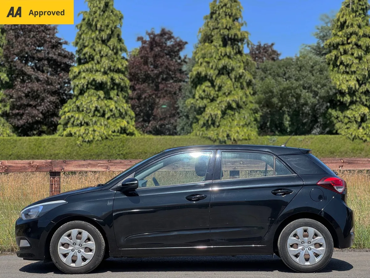 🌟 Hyundai i20 Deluxe 1.2L 2016 🌟 - Image 2