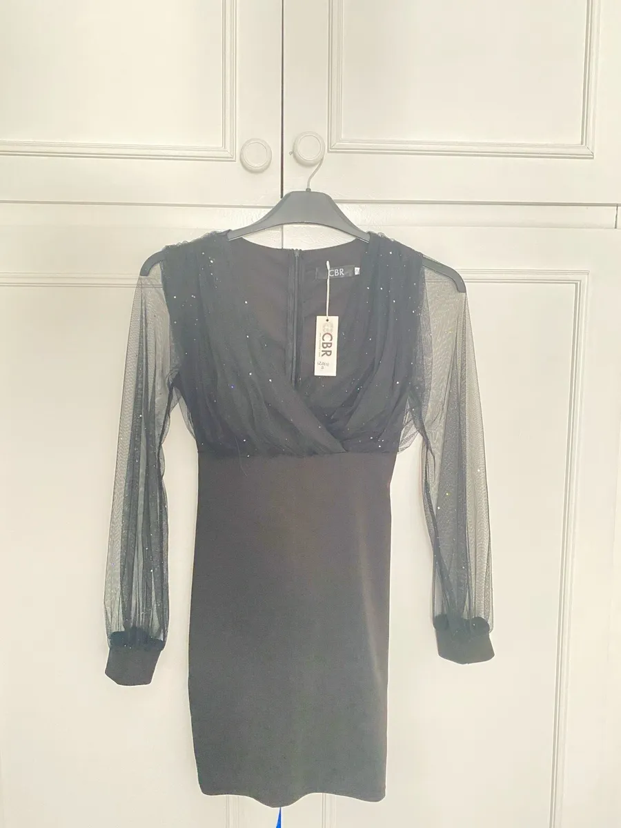 Ladies clothes - Image 1