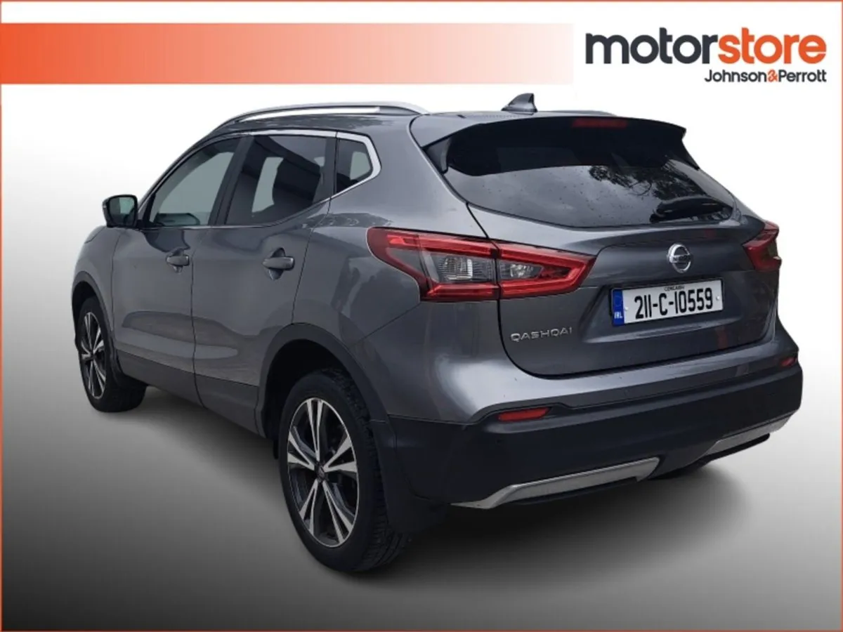 Nissan QASHQAI SV Premium Tiny Mileage - Image 2