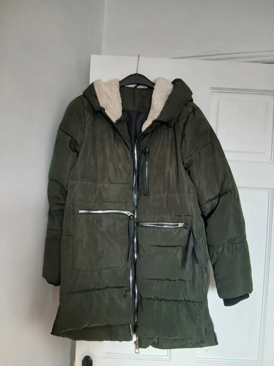 Green Winter Jacket - Image 2