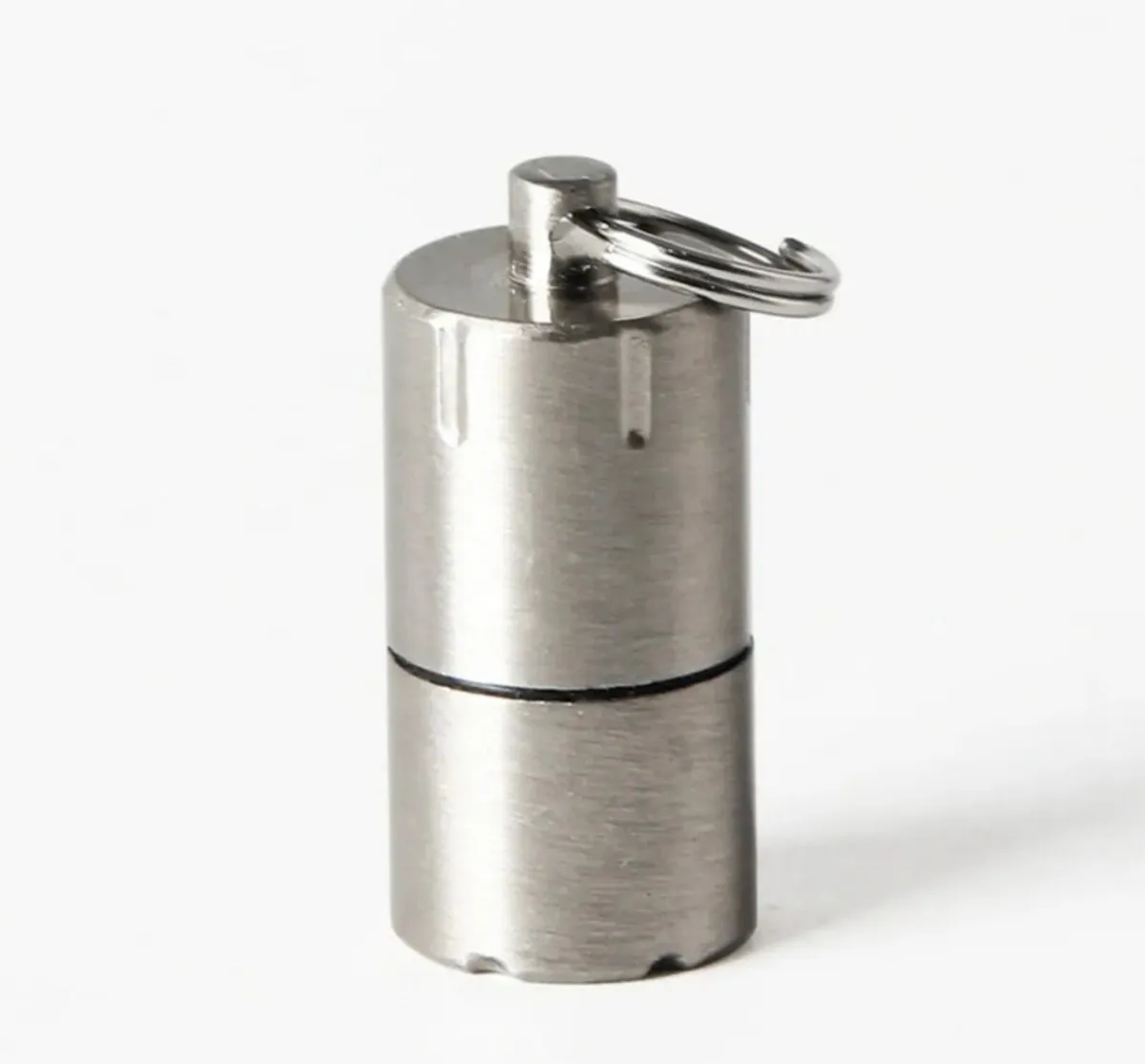Smallest Lighter Ever! Mini Petrol Keychain NEW - Image 3