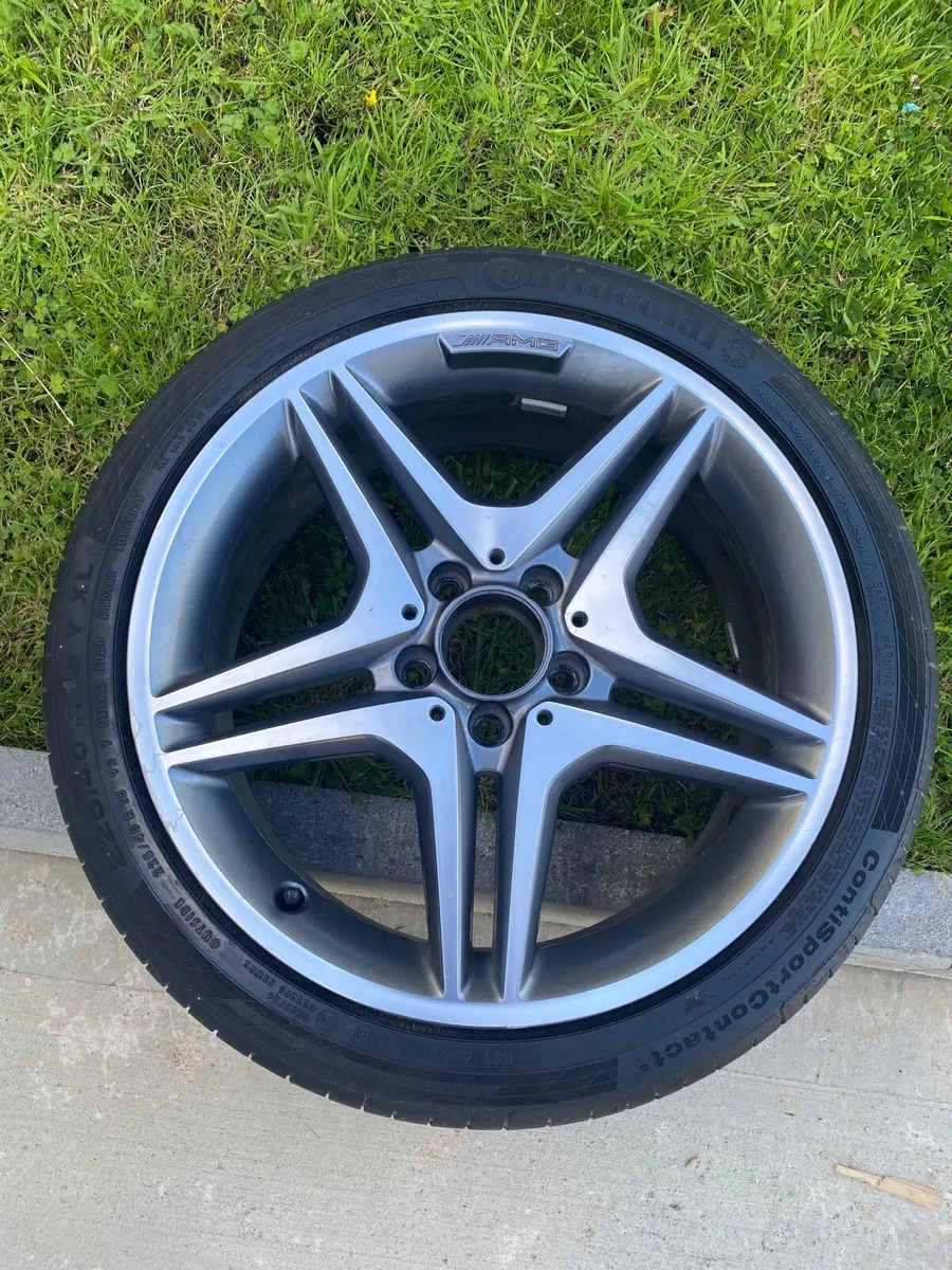 AMG 18” alloy wheel - Image 1