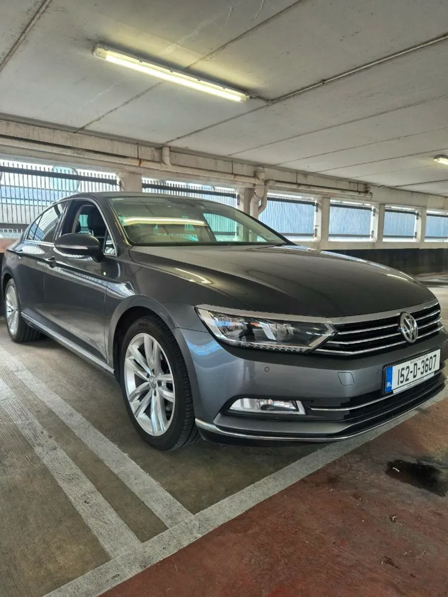 VW Passat 2.0TDI DSG HighLine Spec - Image 2