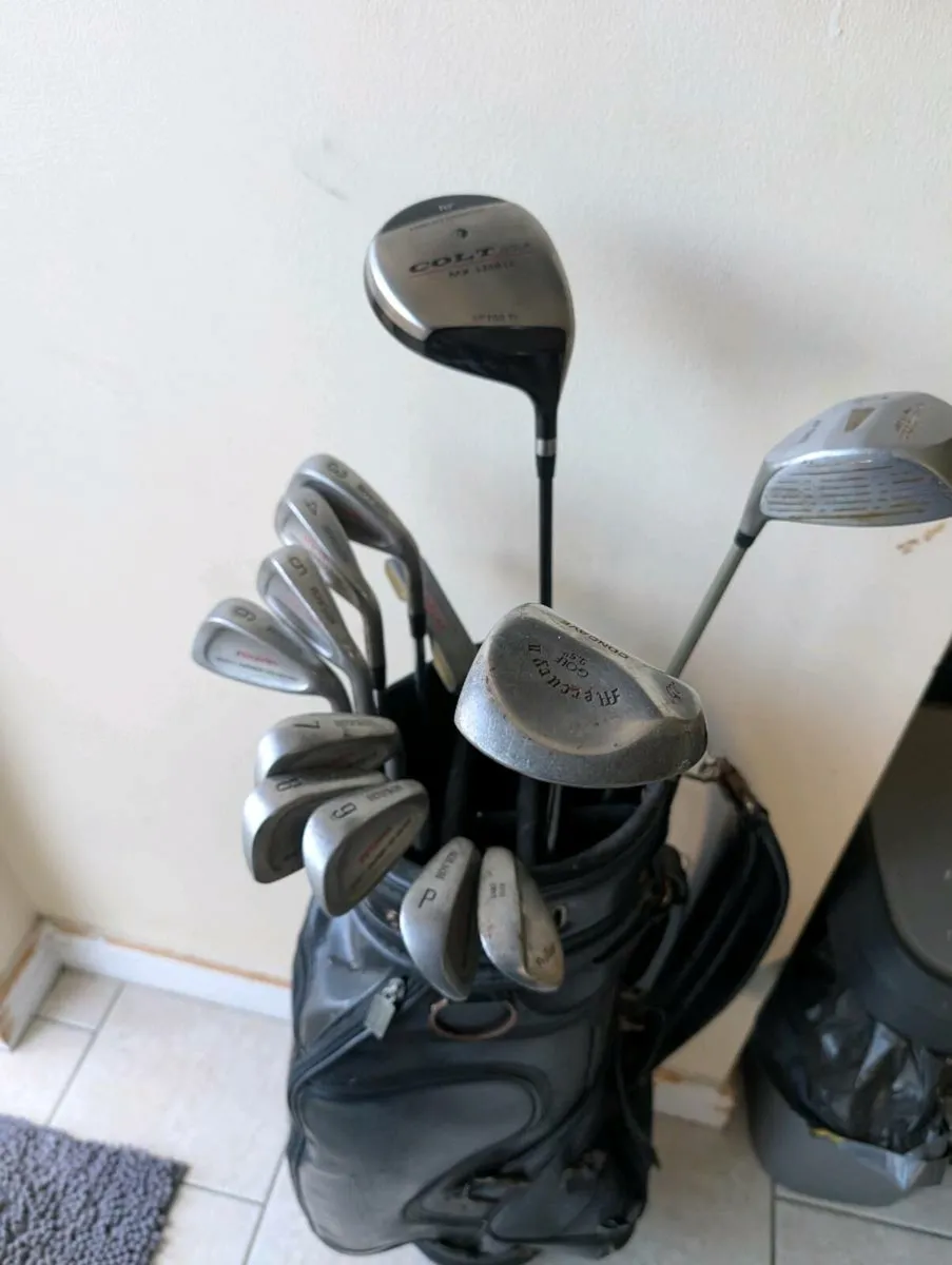 Golf clubs need gone tonight - Image 3