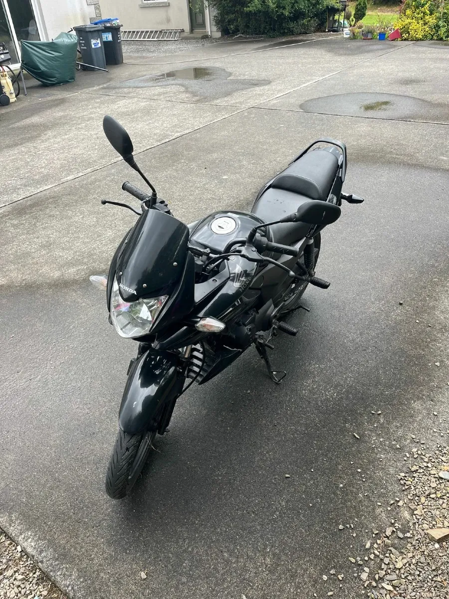 Low Mileage 2012 Honda CBF 125cc - Image 3
