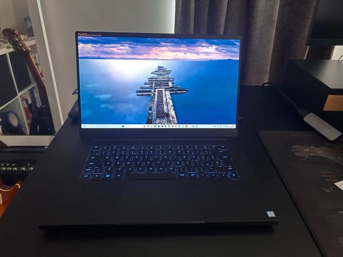 Razer Blade 15 laptop - Image 2