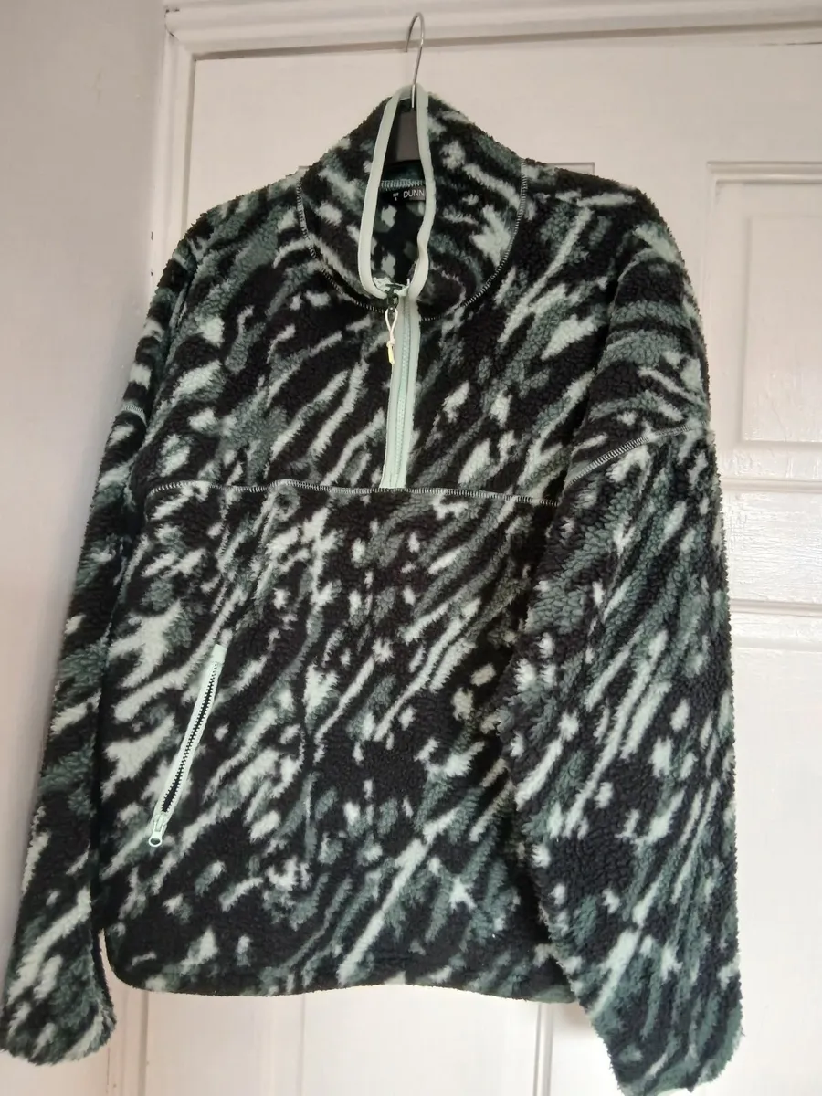 Fleece - Image 1