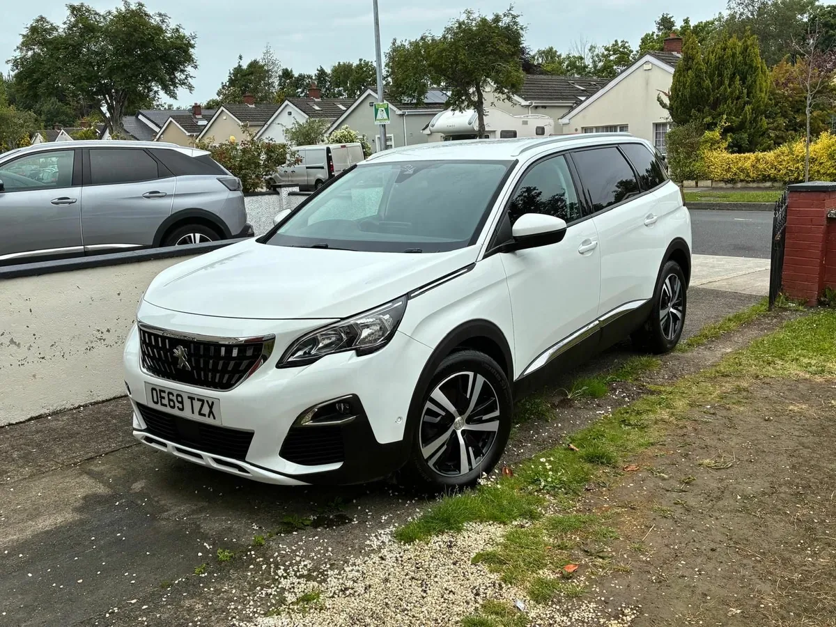 Peugeot 5008 2020 only 35000 Miles on clock - Image 1