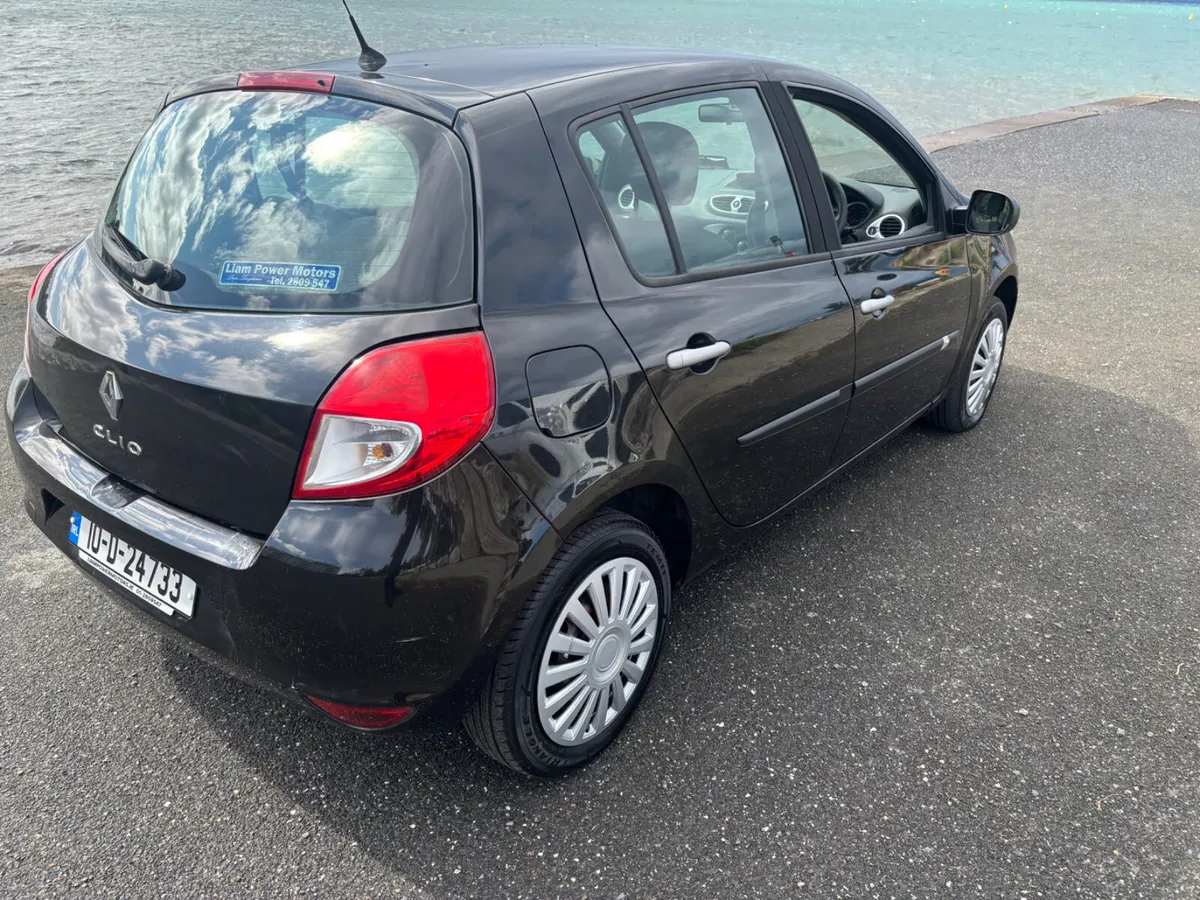 10 Renault Clio ( NCT 10/26) - Image 4