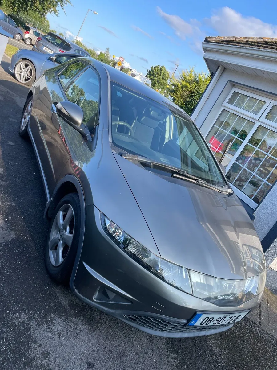 Honda civic - Image 1