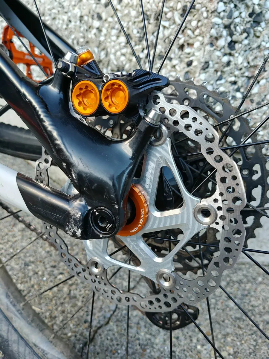 Giant Trance Full Suspension Mountain Bike (med) - Image 3