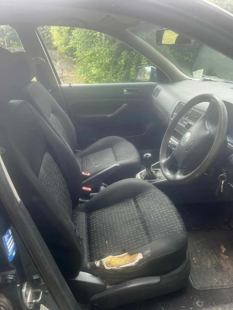 Volkswagen Golf 2003 - Image 3