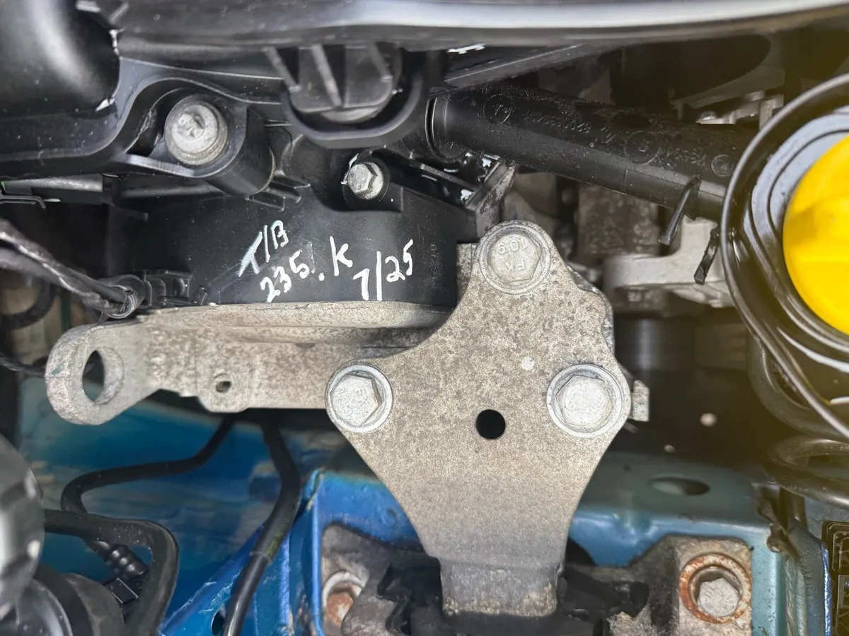 Renault Clio - Image 3