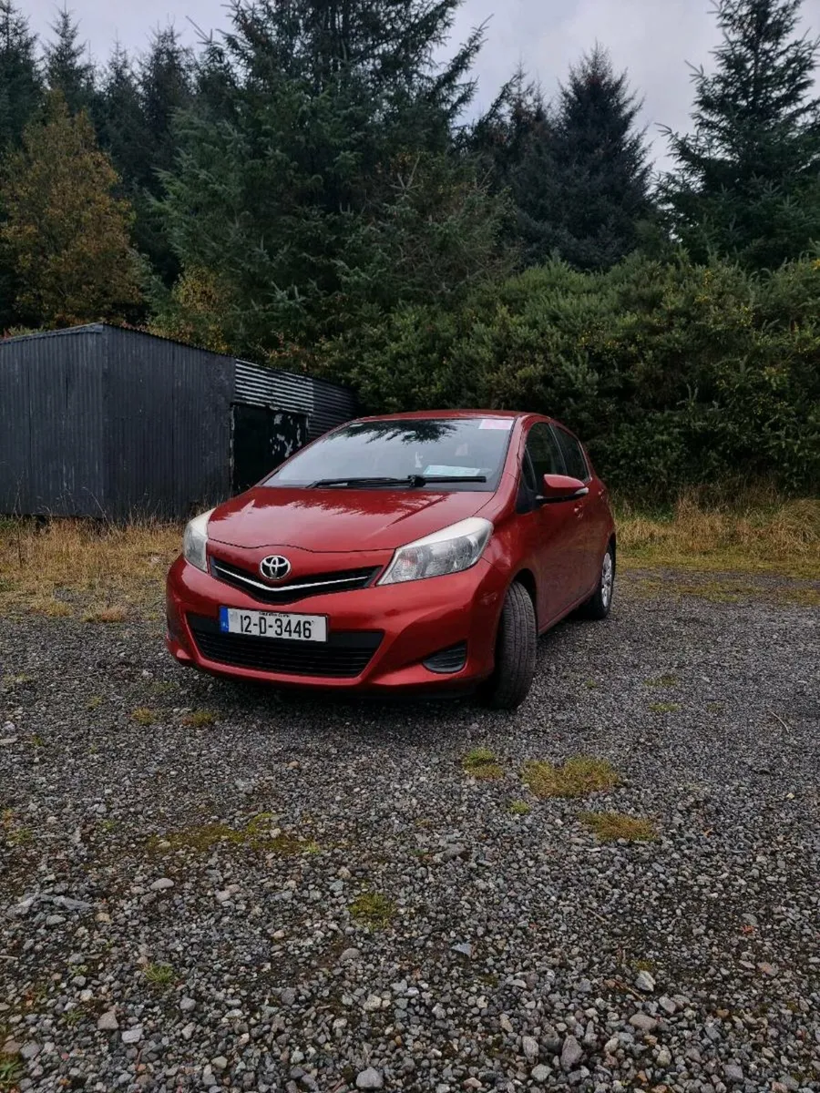Well maintained Toyota Yaris 1.0L Low Kms - Image 2