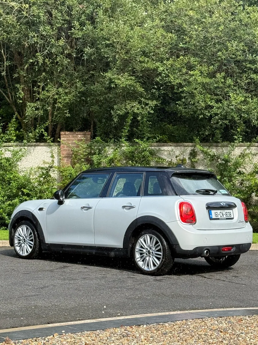 2016 Mini Cooper D - Image 3