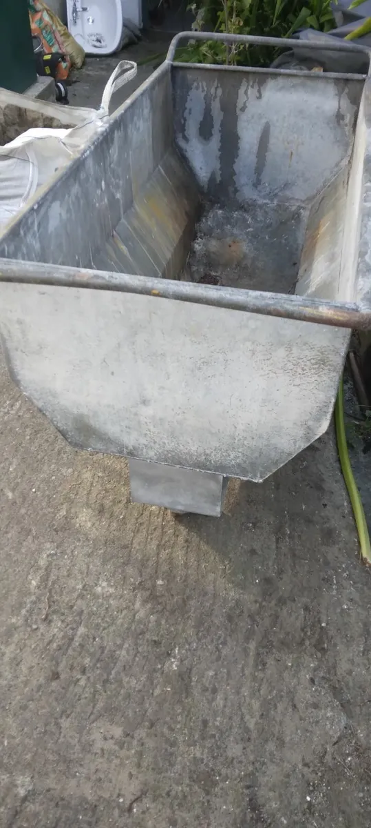 Yard barrow - Image 3