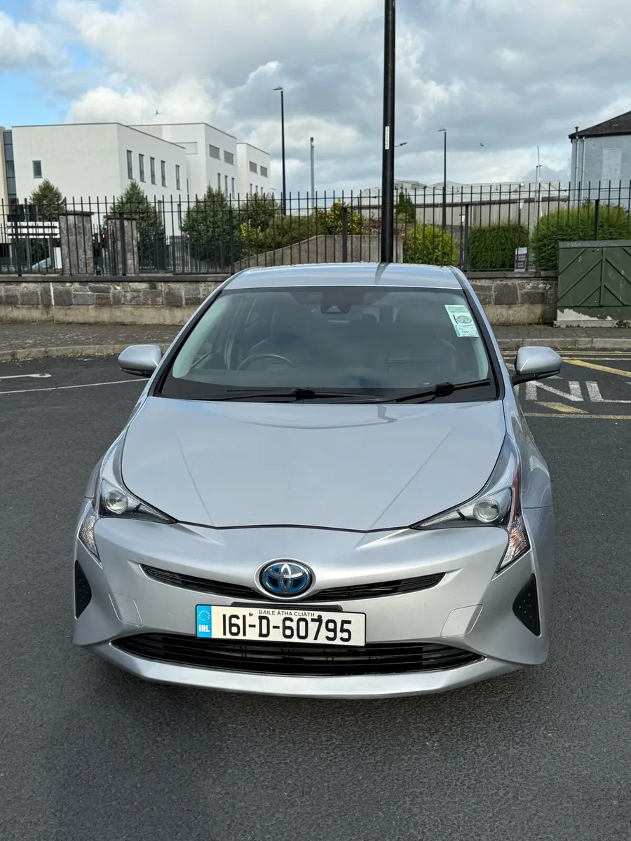 Toyota Prius - Image 1