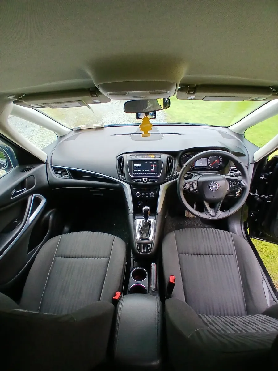 Opel Zafira 2017 - Image 4