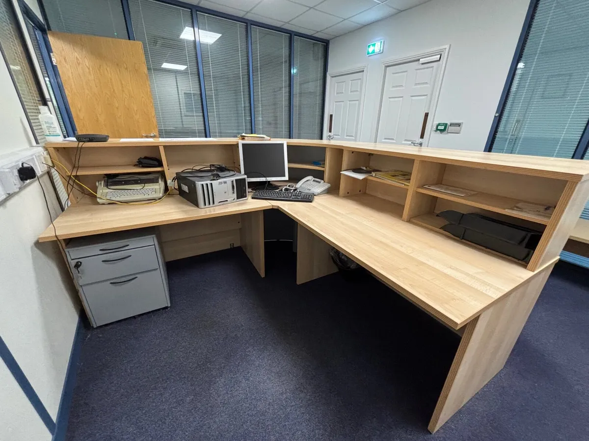Reception Desk - Image 2