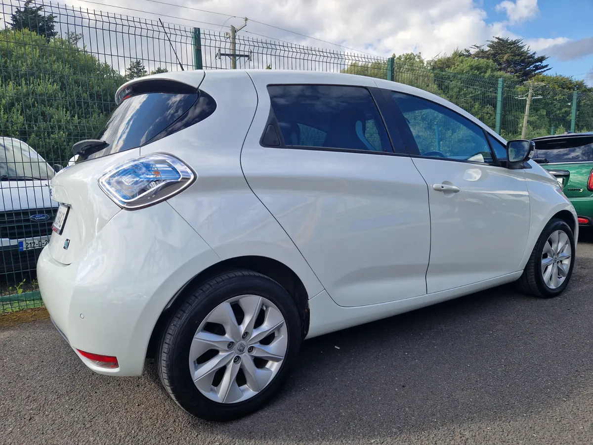 Renault Zoe  , NCT 27 ,LOW KMS ,4 DOOR ,STUNNING - Image 3