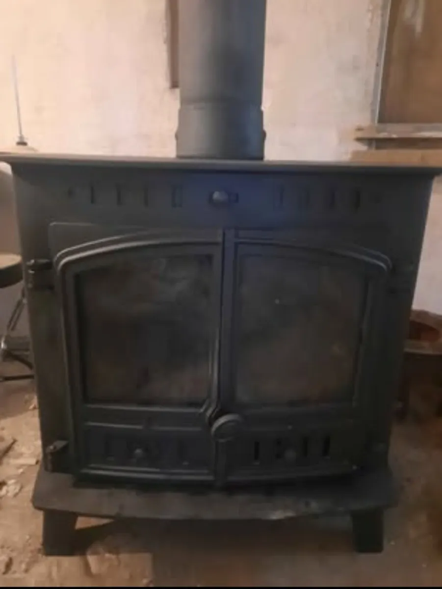 Stove solid fuel - Image 1