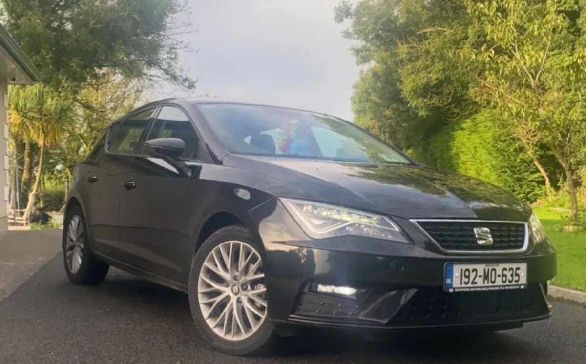 SEAT Leon 2019 - 1.0L petrol - Image 1