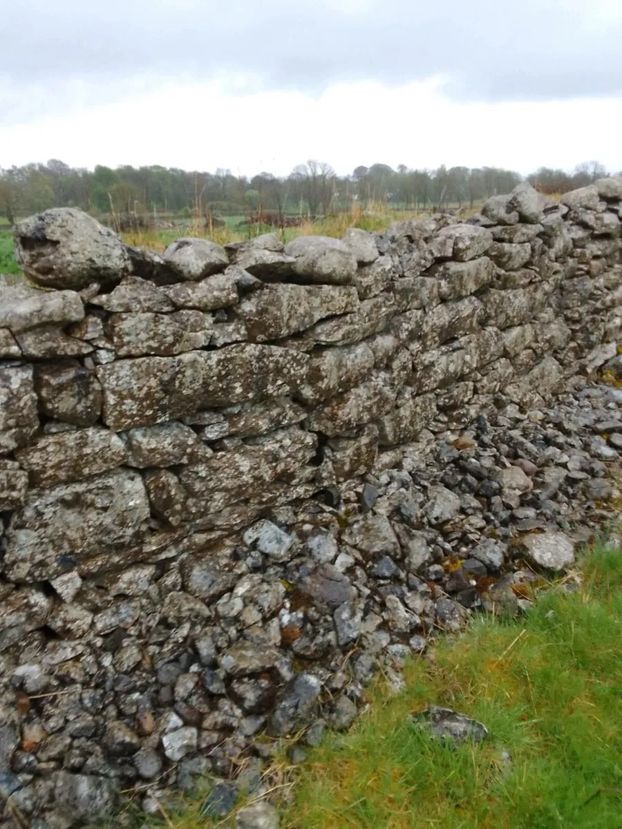 Building stone - Image 1