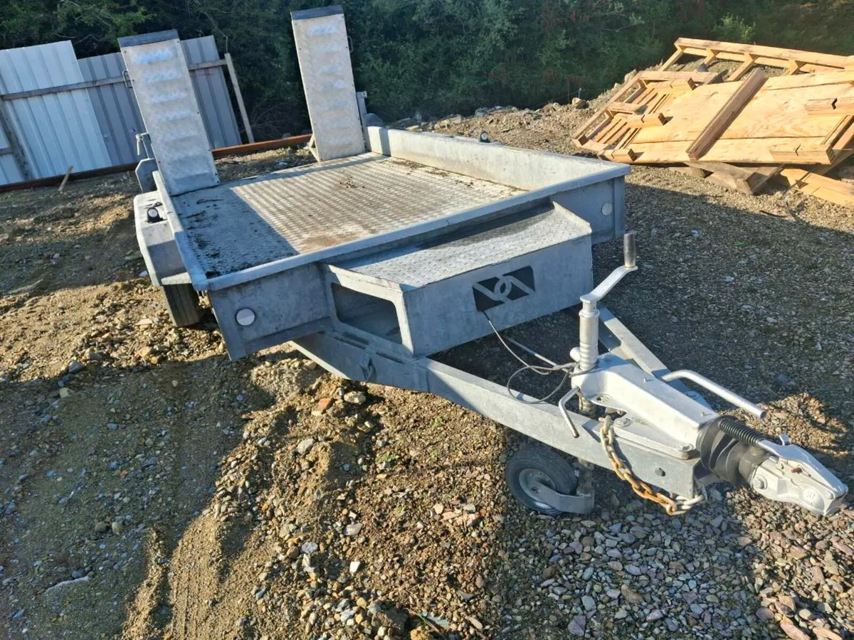 Plant Trailer - Image 1