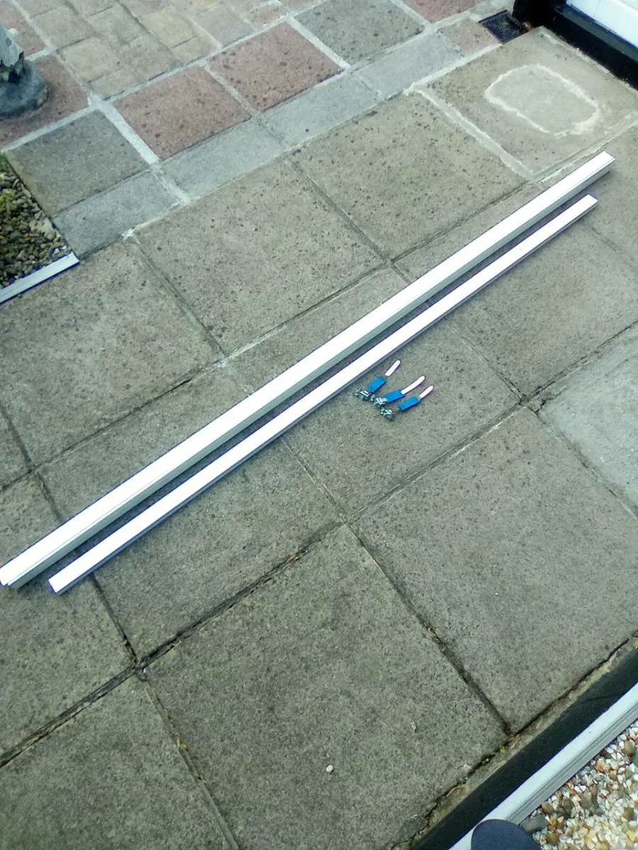 2  X  2 METRE LENGTHS. OF. PLASTIC  TRUNKING - Image 1
