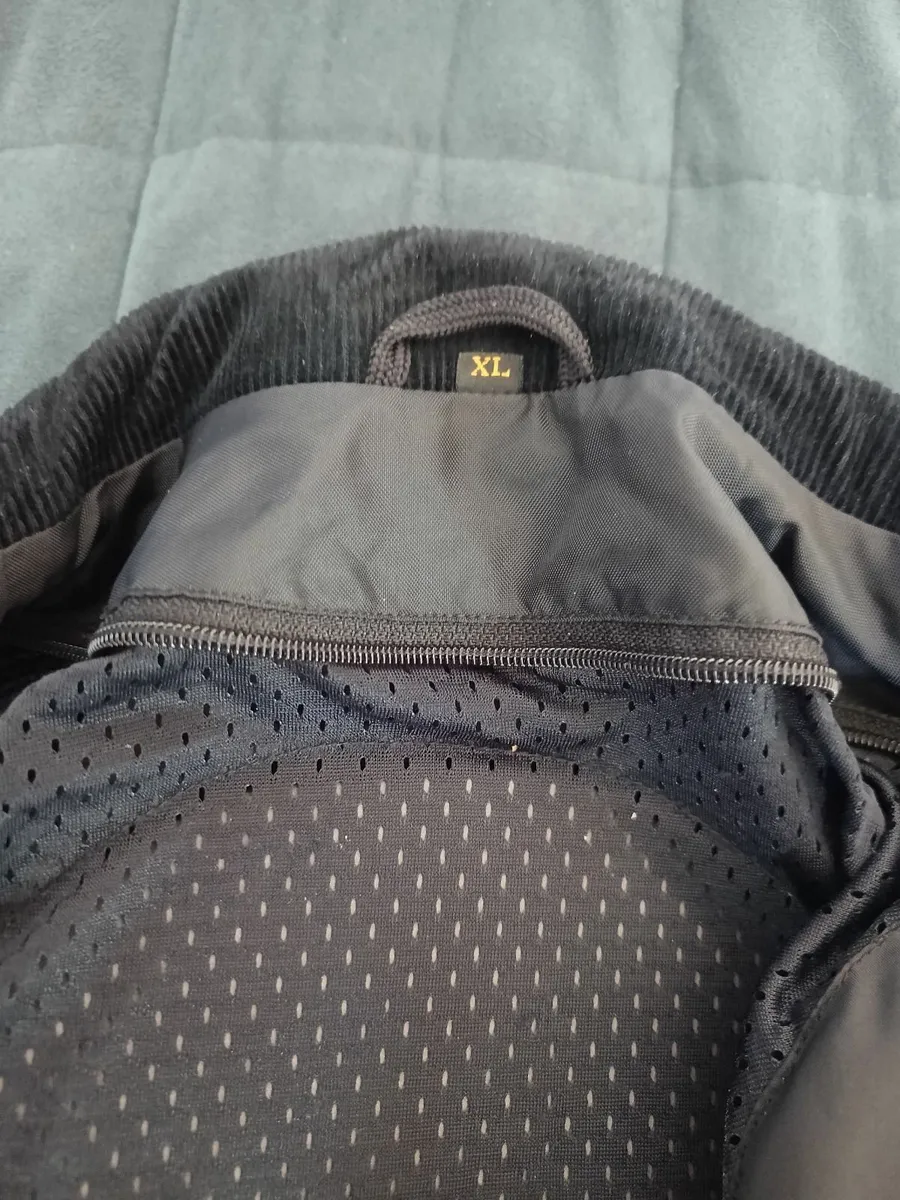 Excellent condition IXS motorbike jacket XL - Image 3