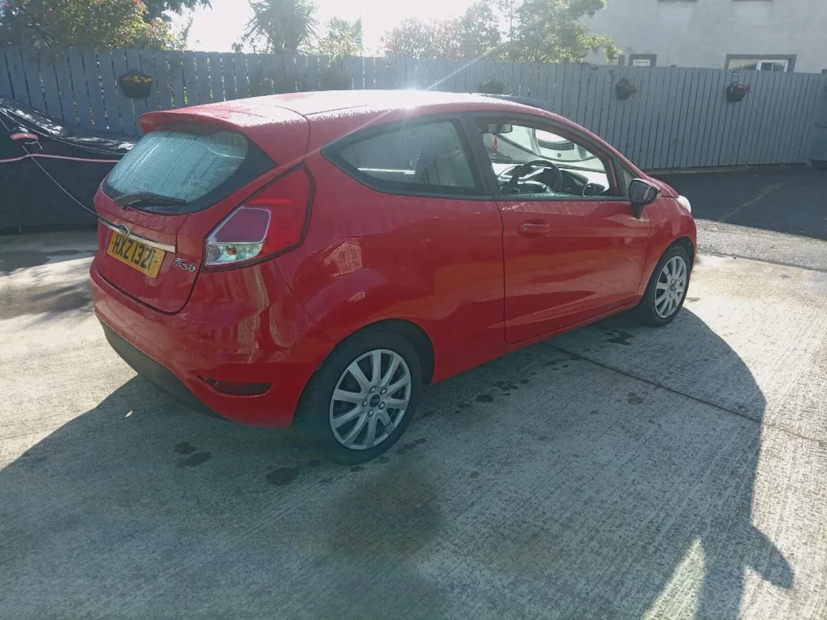 2015 Ford fiesta 1.2 petrol - Image 4