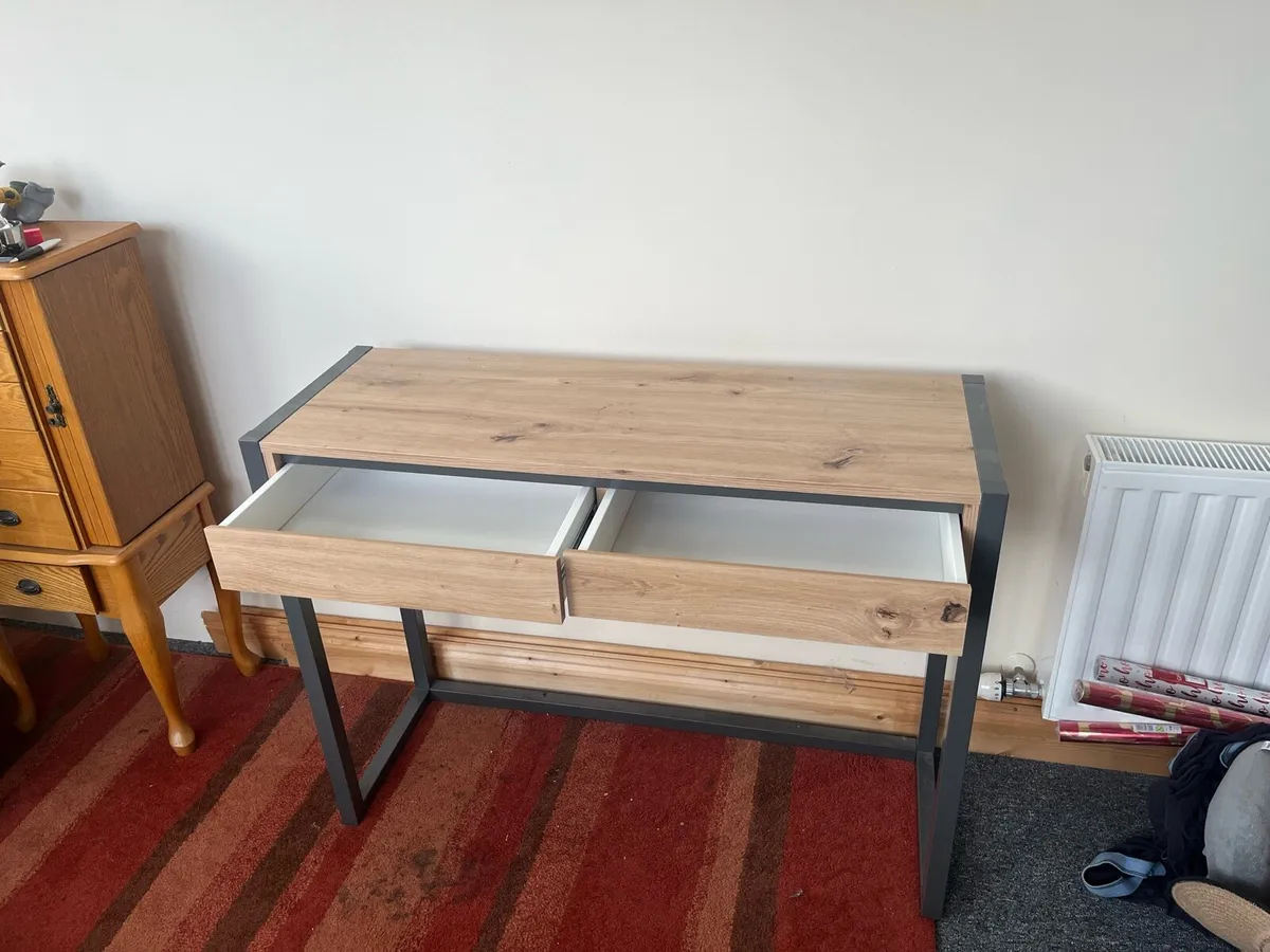 Hall table - Image 3