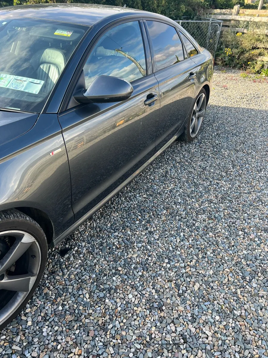 Car - Image 4