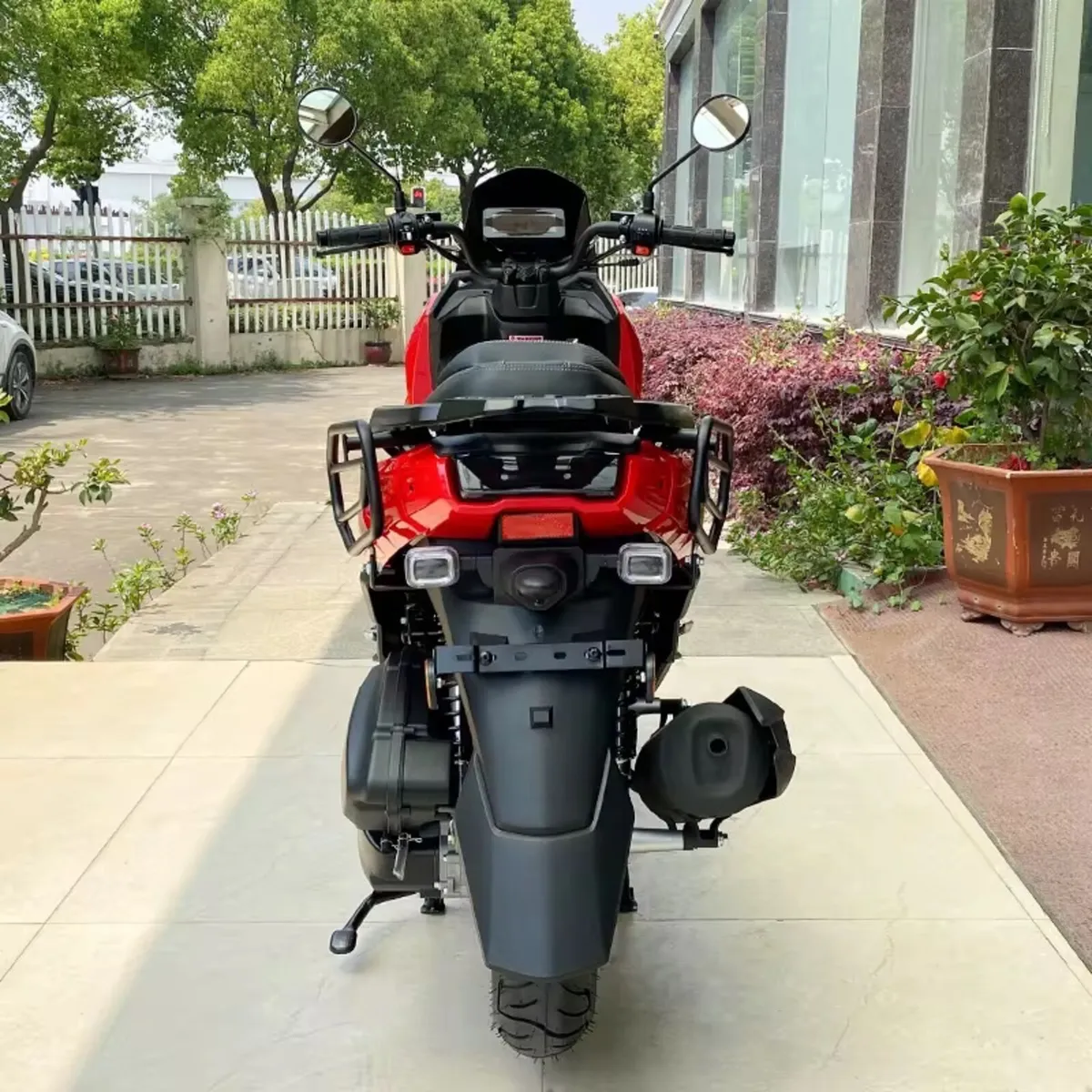 Honda/yamaha style scooter - Image 2