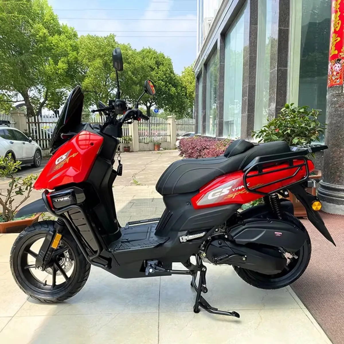 Honda/yamaha style scooter - Image 3