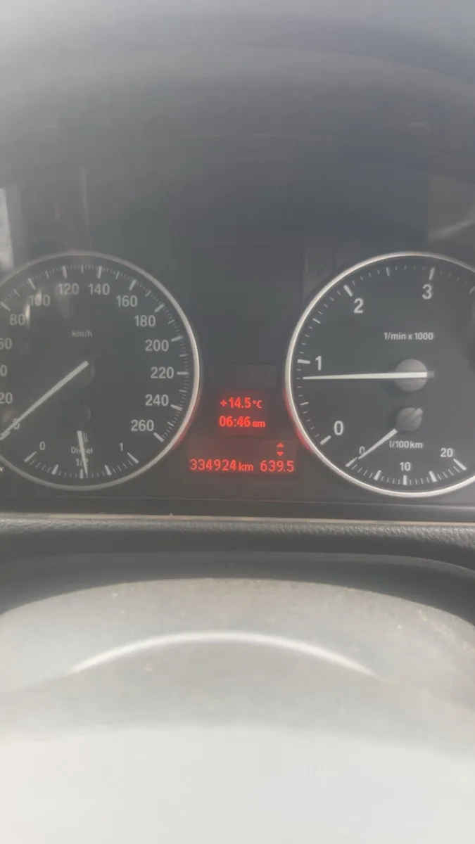 Bmw 318d - Image 4