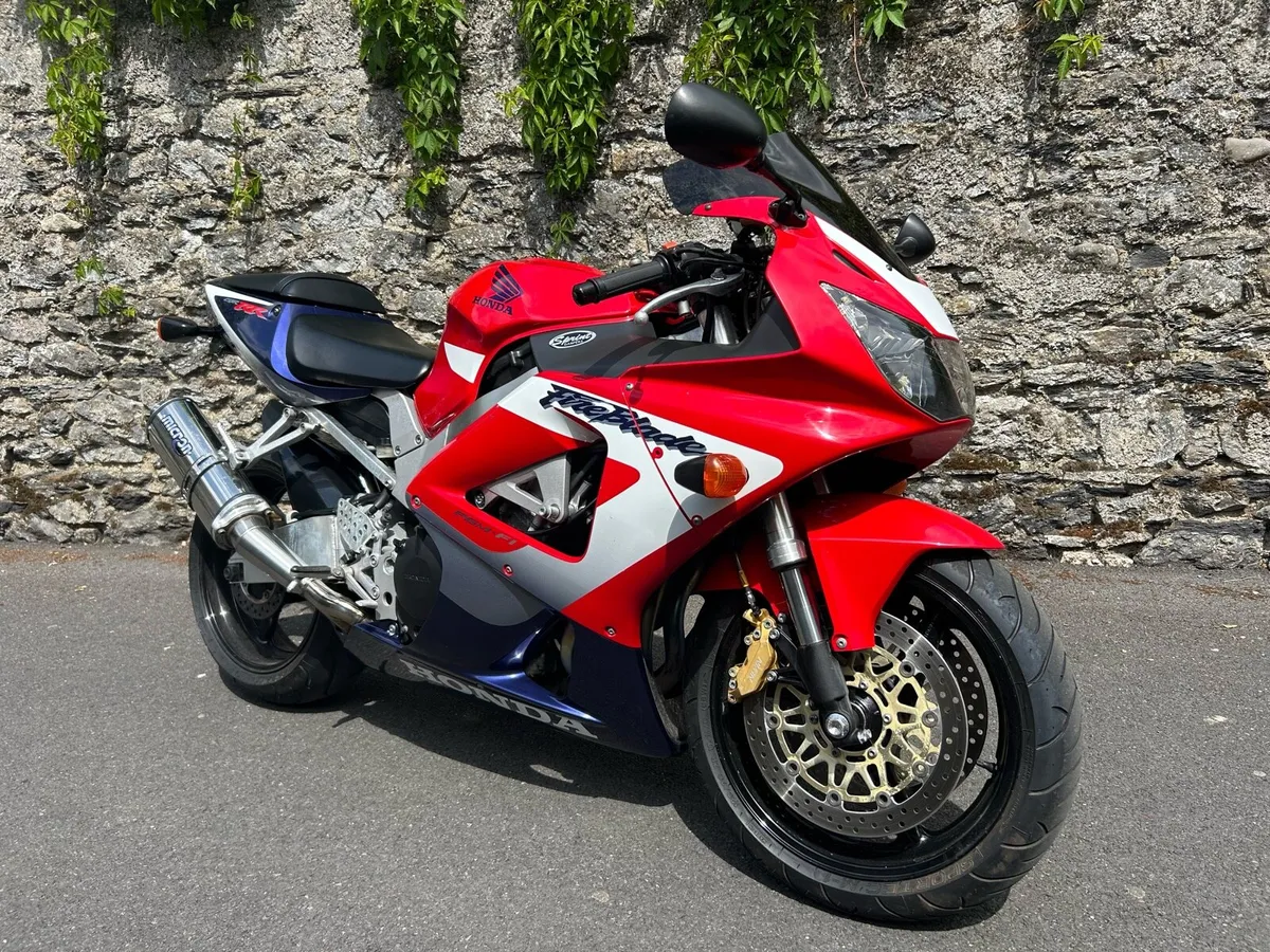 HONDA CBR FIREBLADE 929RR - Image 1