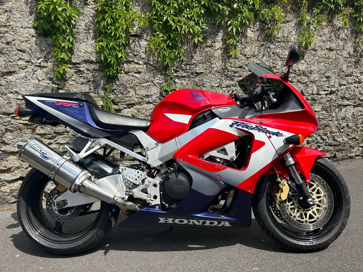 HONDA CBR FIREBLADE 929RR - Image 2